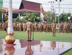 Pj Bupati Sanggau Pimpin Apel Gabungan Hari Pertama Masuk Kerja