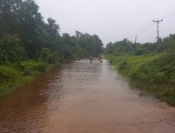 Banjir di Desa Sape Mencapai Satu Meter, Aktivitas Warga Terganggu