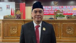 Ketua DPRD Sanggau Apresiasi Disporapar Promosikan Batik Sabang Merah